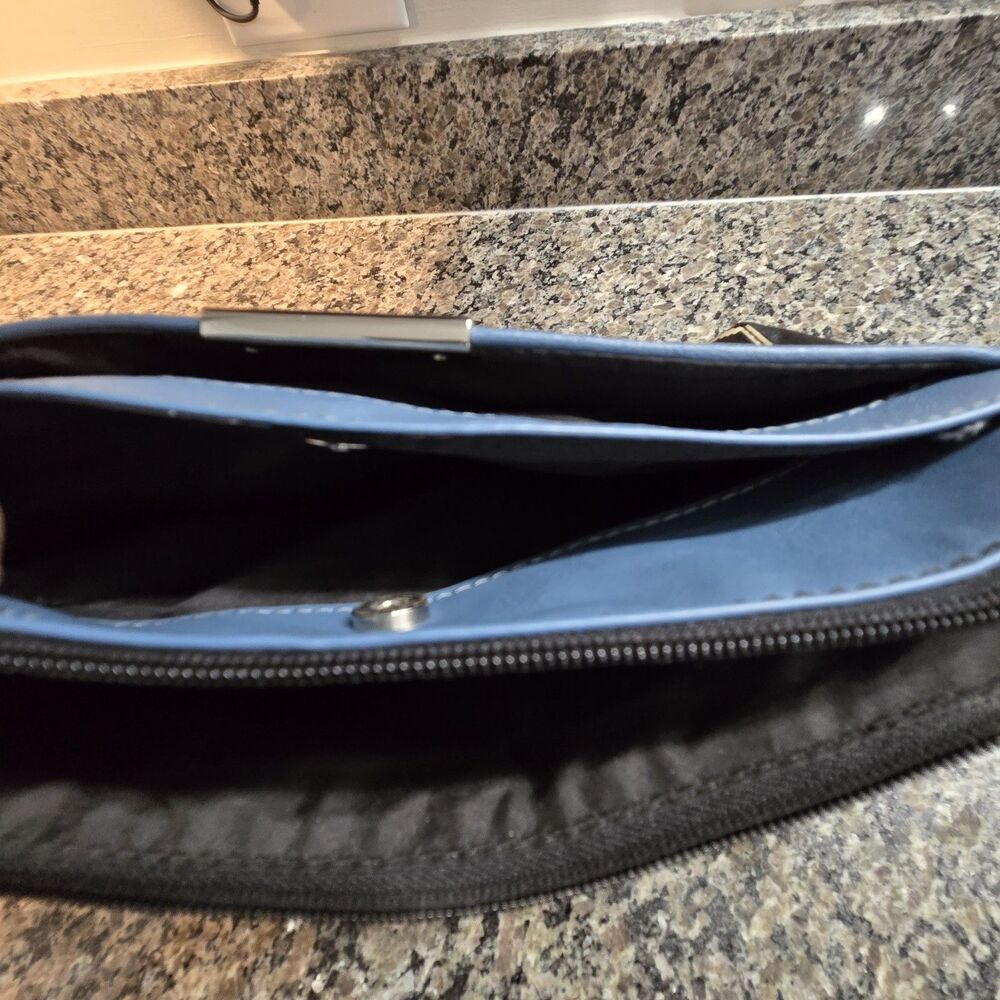 RELIC Crossbody Faux Leather Handbag Butterfly Applique Black & White - Picture 5 of 8